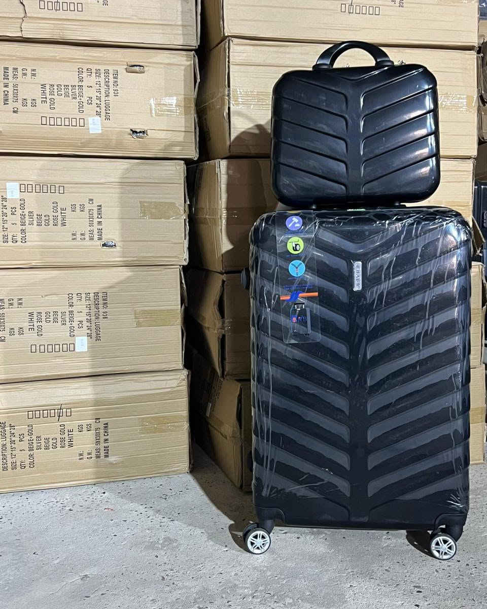 عرض ولمدة محددة يعني بسعر الجملة 
سيت كامل متكون من حقيبتين الكبيرة والحقيبة الصغيرة البوكس جلاتين ضد الكسر بسعر الجملة 49الف
توصيل بغداد والمحافظات 5الف فقط 
اتصل بنا على الواتساب برقم ***********
أوعلى بيج حقائب النجاح 
وتدلل
