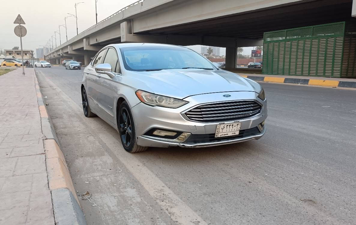 للبيع فقط بدون مراوس ولاقسط 
السعر 76 ورقه للاتصال *********** و
فورد فيوجن هايبرد موديل 2018 رقم بغداد 
محرك 2000 تنفس طبيعي محرك وكير نظاف
التبريد والتدفئه شغالات
بصمه .شاشه . كاميرا تحكم استيرن 
صدر وتخم تاير نظيف
وارد امريكي حادثها جهة اليسار تبديل 3 قطع نفس اللون بدون دواخل شواصي لغود مكفولات 
وصبغ قطعتين بنيد وجاملغ خلفي صورة السونار موجوده ويا الصور 
المكان بغداد الزعفرانية بغداد, العراق
