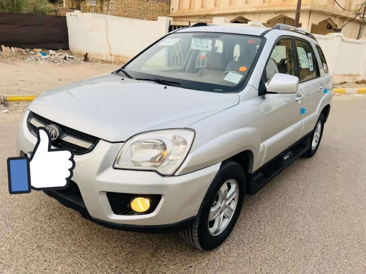 سلام عليكم سياره 2009 سبورتج بيها طخات خفيفه  وباب مبدل مشدود واحد اصلي مو تجاري  وبيها خيط تبخير  بسيط جدا يعني السياره كامله من كلشي فقط اكو ضعف بل كرنك مال المحرك تجي وتشوف وتكلب وتاخذ سونار واني بل خدمه السياره مكانها ناصريه مركز المدينه 
***********
