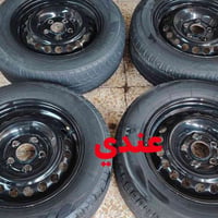 عندي تخم ويل حجم ١٥ مع تخم تاير نضيف جدآ اريد مراوس ويل كب نفس البصوره...