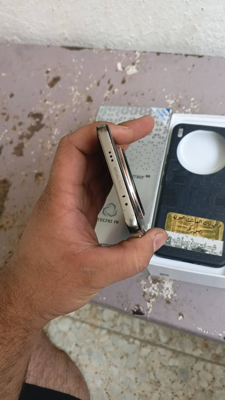 تكنو كامون ٤٠ بريمير • ٢٥٦ • رام ٢٤