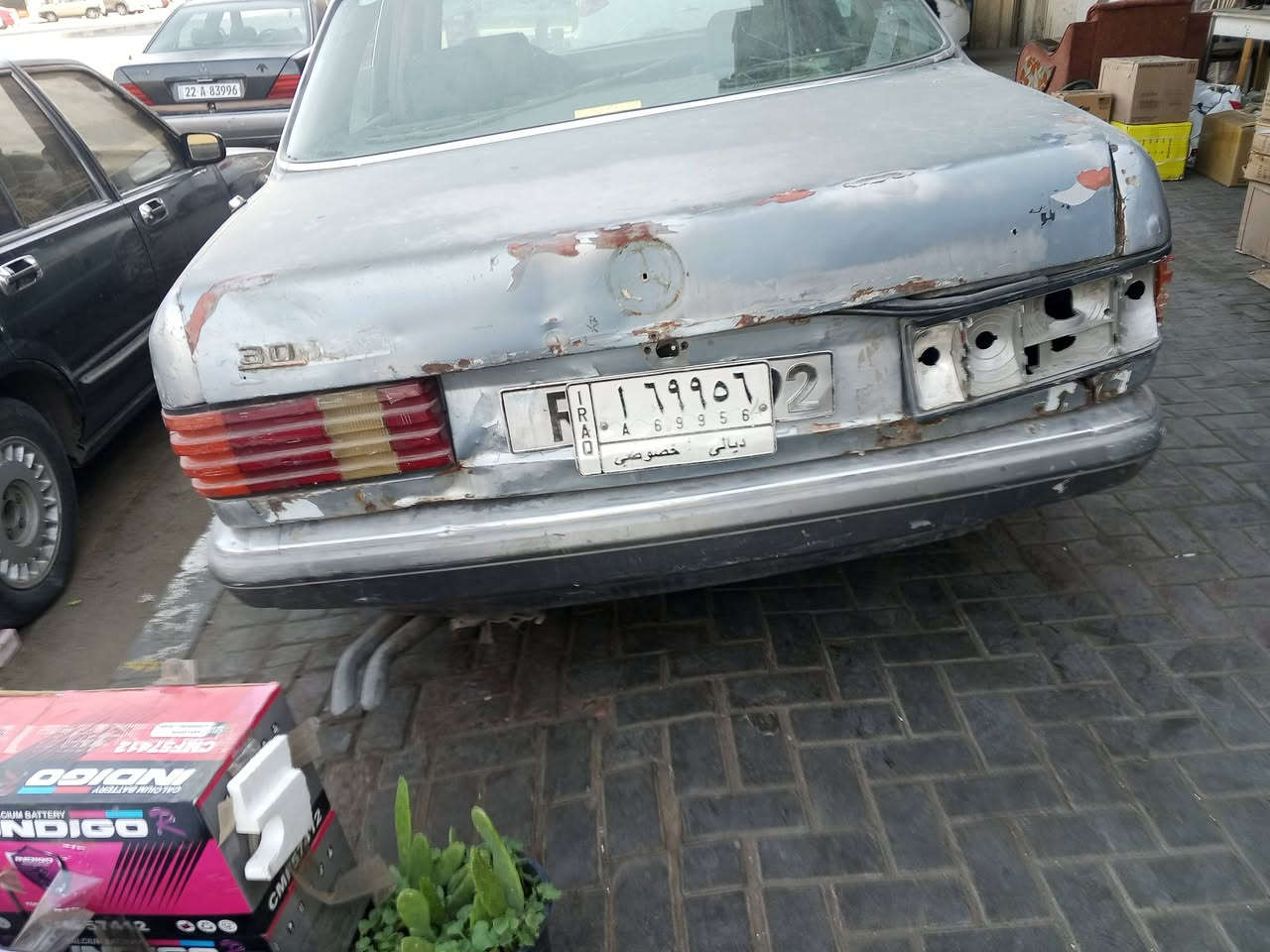 السلام عليكم مارسدس رئاسي رقم ديالى تحويل مباشر سعرها 12 ورقه مستعجل ***********
