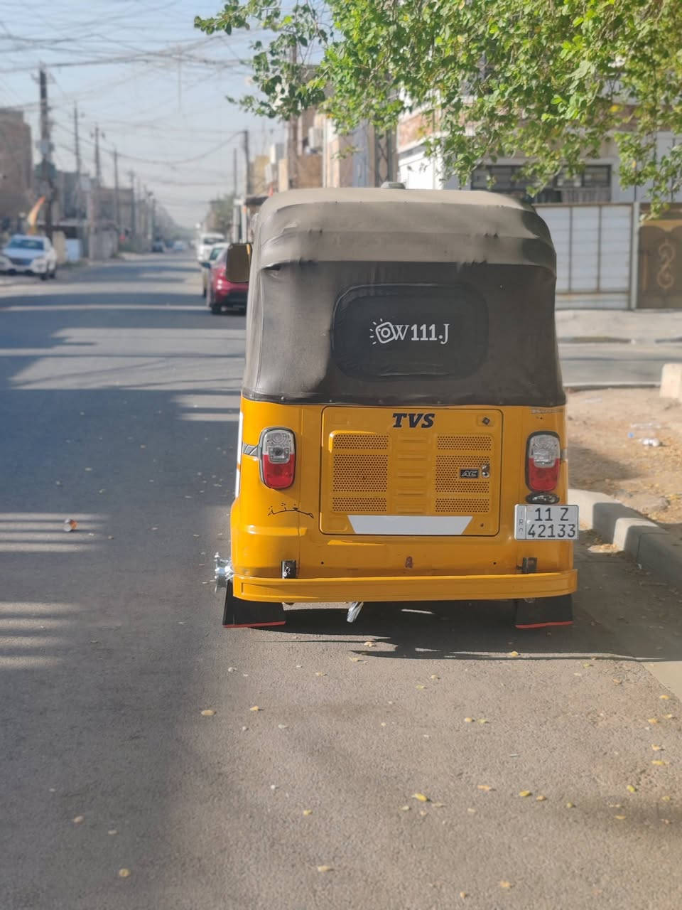 السلام عليكم Tvs  موديل 21 كير مكينه اكسل كله كفاله بس دهن وبانزين وطلع وين ميعجبك مرقمه بغداد بسمي محور دبلات باجاج منصيه الله شاهده كله دهن اصلي امزويل بيه تكحيل شوي بدون ضربه ولا شي تجي وتفحص بيه فقط لجامه مفطره وبيه صليب خفيف رايده 6 ونص مكاني بغداد حي العامل *********** للأستفسار واتس
