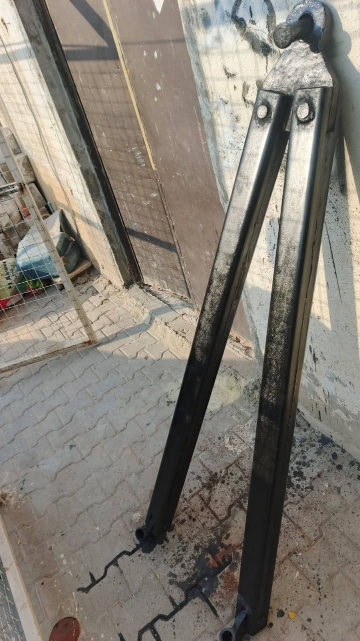 سلام عليكم هوك سوري السعر ورقتين ***********
