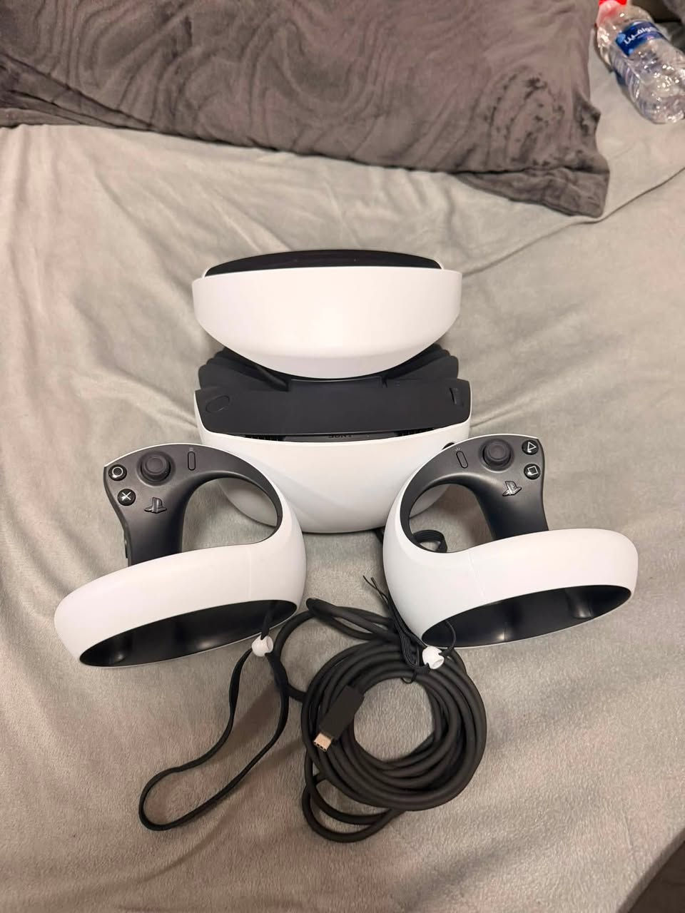 🎮 للبيع: PlayStation VR2 (PS VR2)

النظارة مفتوحة مرة وحدة فقط، وحالتها وكأنها جديدة، وما مستخدمة.

✅ جميع الملحقات الأصلية كاملة
✅ الكارتون موجود
✅ النظافة ممتازة جداً
✅ جاهزة للاستخدام مباشرة

💰 السعر: 550,000 دينار عراقي (وبي مجال بسيط)

📍 الموقع: بغداد – الدورة

📱 للتواصل (واتساب فقط): ***********@
