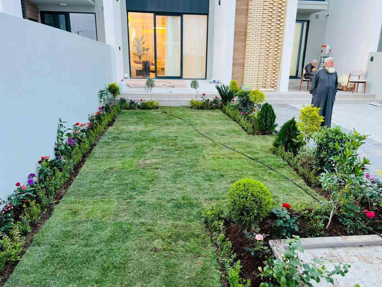 حديقتك… مساحتك الأجمل 🌿✨
نحوّل كل زاوية لمساحة خضراء تفتح النفس 💚
تصميم • تنسيق • تنفيذ •تنضيف • تاسيس مرشات
📩 للاستفسار والتصميم، تواصلوا  ع رقم ***********
