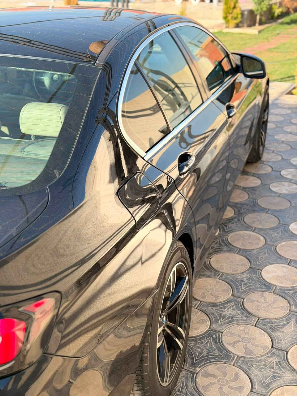 Bm535 i  بيع او مراوس 
شباب حياكم الله هاي سياره موديل 13 محدث 20
السياره نظافة كبالكم 
سياره عليها مكينه وكير مال حاويه جدد 
السياره فول  1/1 
تبريد تدفئه شرط الظفيره كلها بدون اي جطل 
مواصفات فول وكله شغال 
مكاني بغداد جديده 
واتحدى اهل السيارات كلهم بسعرها 

١٠٠ وبيها مجال للشراي وماكو هيج سعر ابدد
جيب فيتر الي يعجبك وتعال 

معلومة سياره احلى من صور وبرمجه وهدرز كامل 
***********

