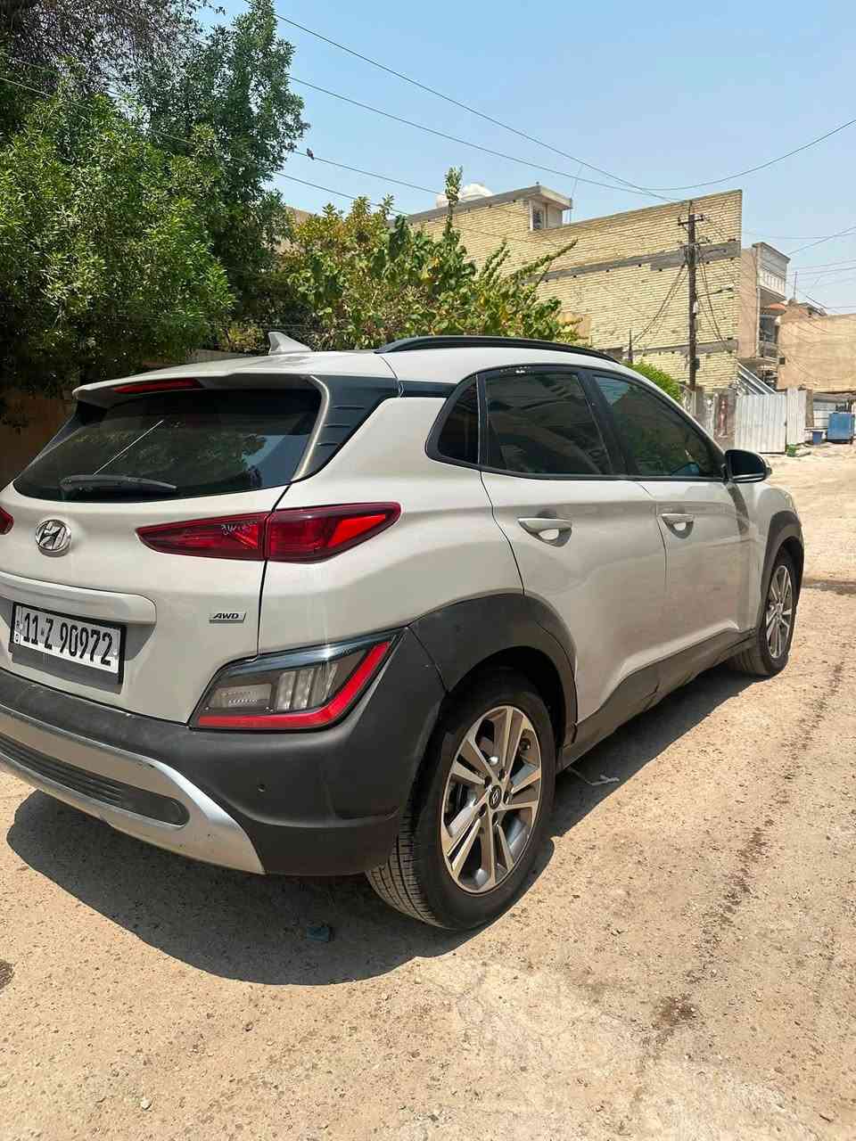 السلام عليكم كونا 2023 وارد امريكي محرك 2000 دوش رقم بغداد الدولي بأسمي تحويل ثاني يوم مصبوغة حزام 
وضربتها واصلة للشاصي السيارة كاملة مكملة ماشية 80 كيلو سعرها 115$ وبيها مجال رقم التواصل ***********
