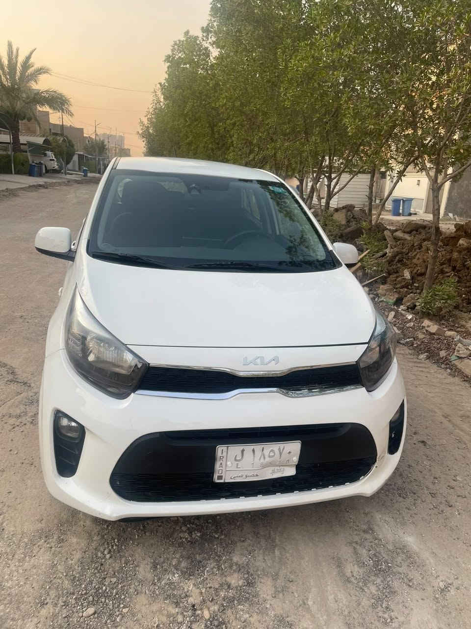 بيكانتو 2022
ماشيه 61 رقم بغداد
 بيه قطع صبغ 
 السعر 93 وبيه مجال بسيط 
مكان السياره بغداد الكرخ حي الجهاد 
***********
