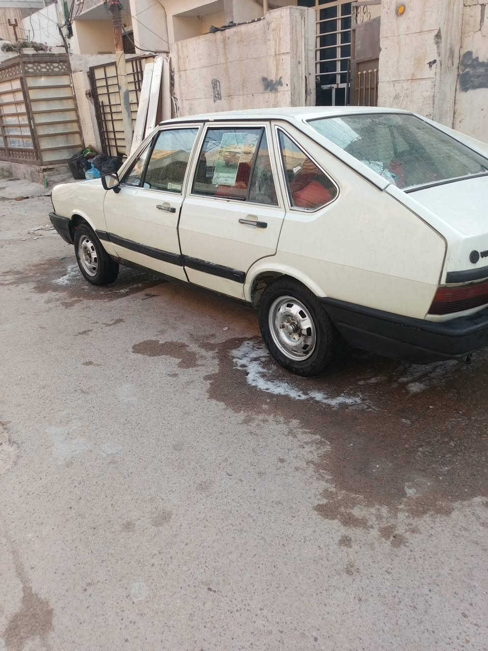 سياره برازيلي خير من الله مكينه وكير حلوات صدره زين تخم تاير موديل 87 السعر 22وبيه مجال الرقم ***********
