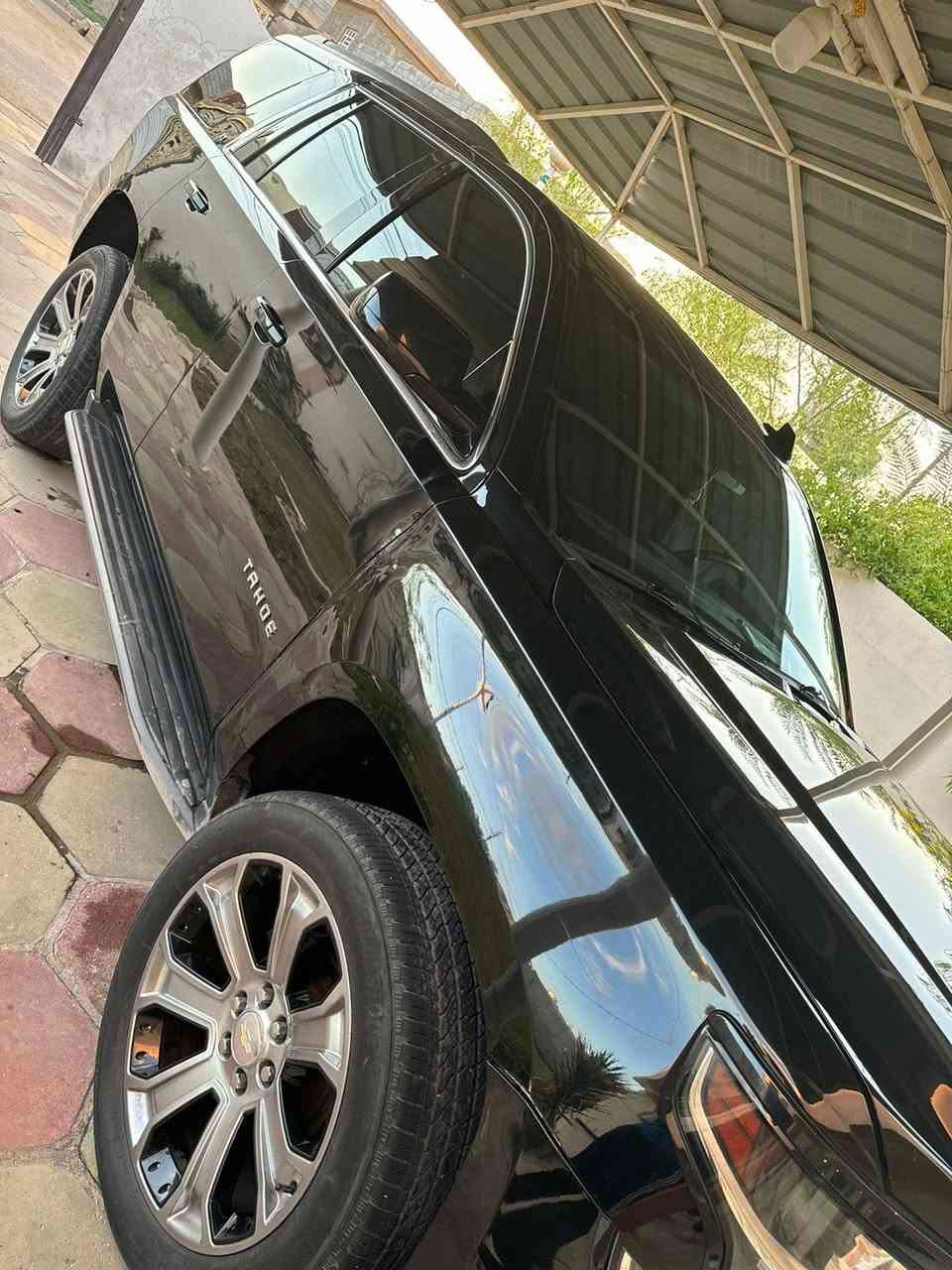 السلام عليكم
تاهو موديل 18 امريكي ltz. رقم بابل بدون حادث فقط دعاميه اماميه 
بدون ايربكات سليمه
كير مكينه تبريد كفاله عامه 
معروفه مواصفات فتحه بصمات ابواب قاصه
داخل اسود ملكي جلد
صور التقرير موجود اتصل وتشلع عيوني مكان السياره بابل السعر ( 290)  ***********
