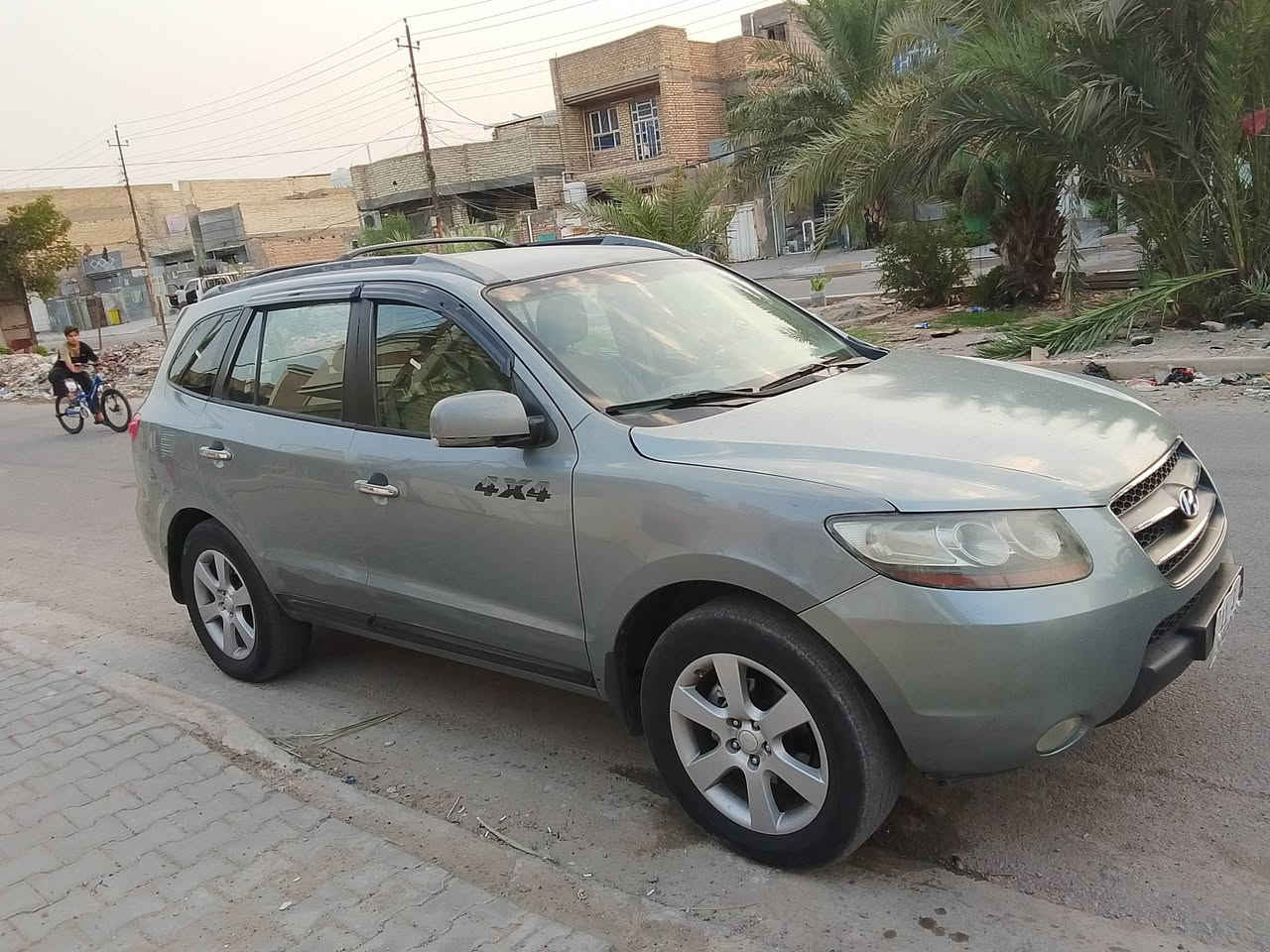 سنتافي 2007 وارد امريكي رقم بغداد بسمي  محرك 6 سلندر
تبريد  تخم تاير صدر كله جديد السياره نضيفه حيل  بيهه فقط رش 3 قطع مصورهه قبل لا ارشهه بدون معجون او حادث شرط مكاني بغداد رايدهه ب 90 وبيهه مجال 
السياره نضيفه ومحافض عليهه شكد متصور  محرك جديد مال حاويه شرط برغي ممفتوح بي  عل سونار ***********
