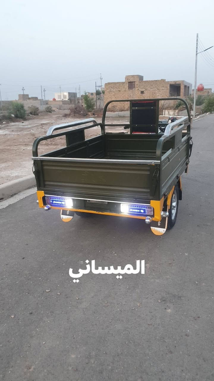 العنوان ميسان الحولي قريت اعباده يوجد لدينا ستوتات اعاده مصنع صبغ حراري جمره انواع الموديلات  وكفاله عامه وراق كهربائيات كافه شغاله من الدعاميه للدعاميه وانسب السعار ارحب وبيك خير وتدلل رقم بي وايساب متواجد علا مدار الساعه  ***********

نص مكتوب في الصور:
- الميساني من جان الدينار حياكه اني خيالهن 🤣😭
- الميساني
- العبادي
