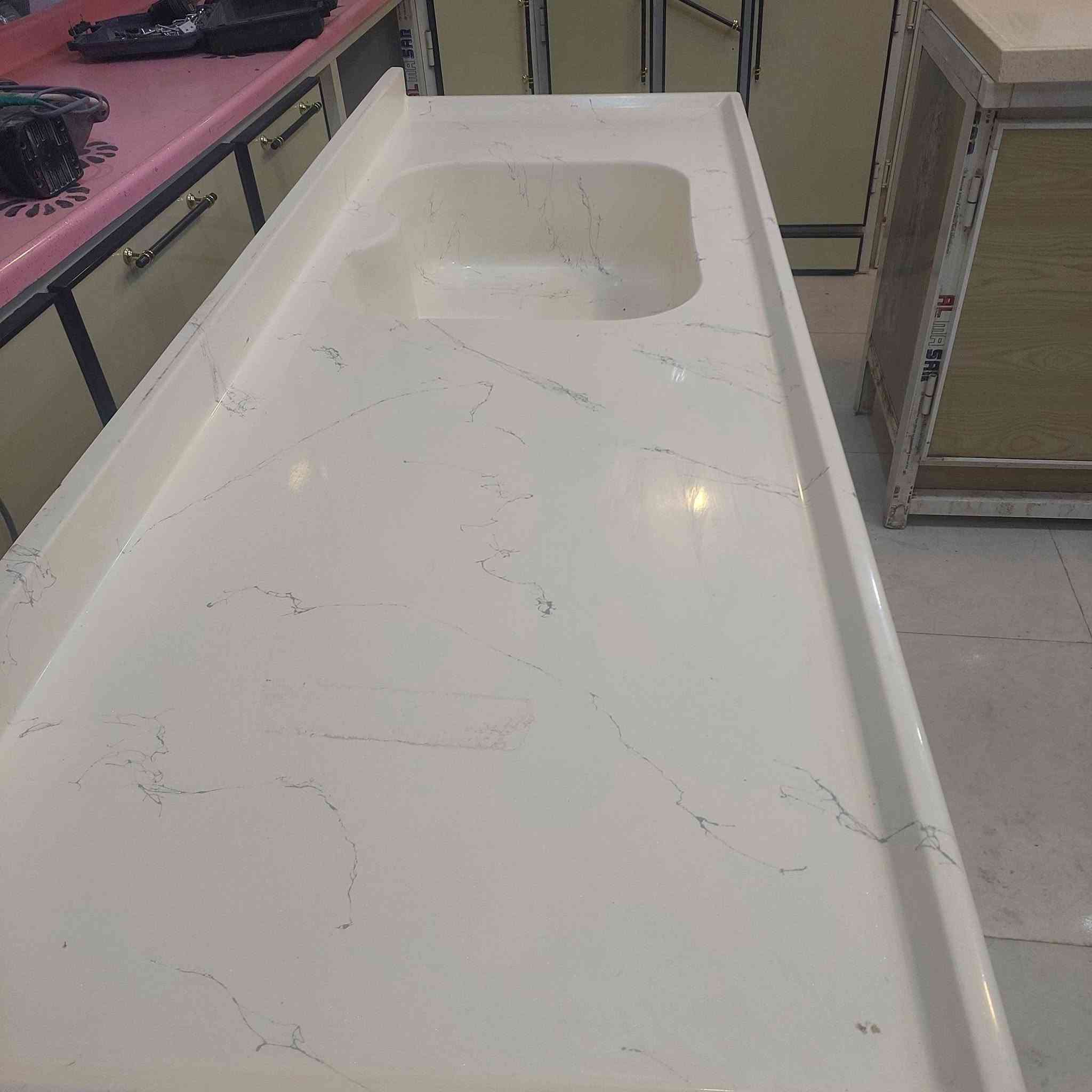 كاونتر تسكام مستعمل قليل مترين والسنك متر ونص مرمر بالحمزه الشرقي حي الحسين

نص مكتوب في الصور:
- ك قبل دقيقة واحدة
