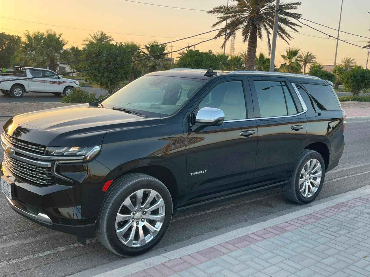 للبيع تاهو بريمر 2023 🖤
مكفولة كفالة عامة كلشي على وضع الوكالة 
رقم بغداد بأسمي شرط تحويل
لون أسود داخل عسلي ، السيارة نظيفة جداً وحالتها ممتازة، استخدام شخصي ومهتم بيها.
ماشية 80 ألف كم، فئة Premier فول مواصفات ، عليها تغليف PPF كامل للمحافظة على الصبغ.
مواصفات السيارة:
كامرات محيطية 360 درجة
حساسات أمامية وخلفية
رادار
مثبت سرعة
تحديد مسار
جكات 
دوسات كهربائية
ثلاجة
كراسي كهرباء 
وجميع المواصفات المعروفة لفئة البريمر ما يحتاج اذكرها 
السيارة جاهزة للفحص وما عليها أي ملاحظات.
السعر: 515 ورقة
للتواصل: *********** متوفر واتساب
العنوان : البصرة / سفوان
