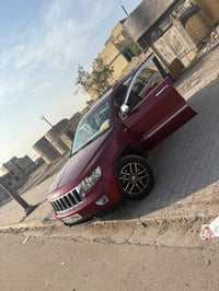 للبيع جيب لاريدو 2013السياره جديده بمعنى الكلمة ماشيه 95الف ميل مواصفا...