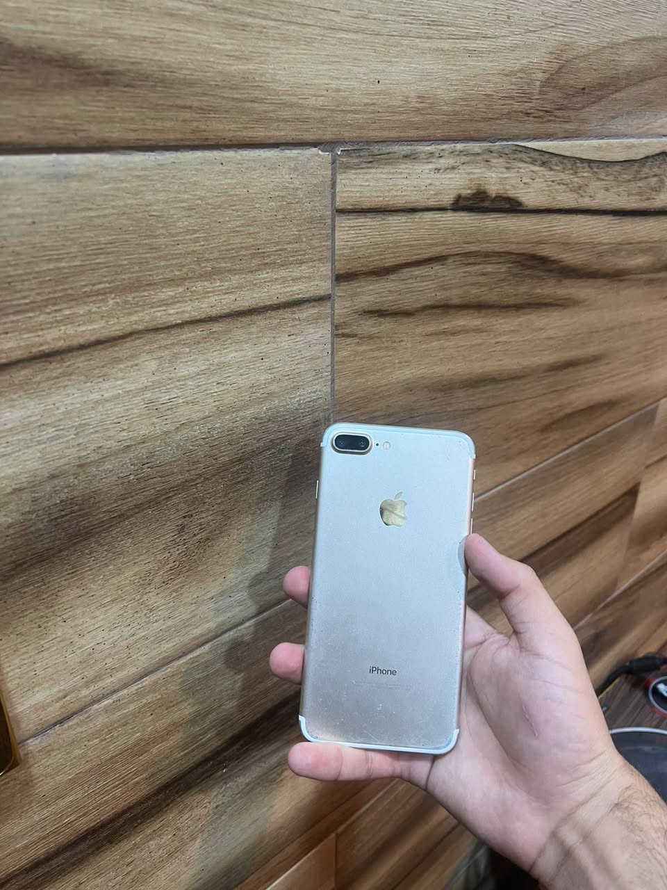 السلام عليكم.
iPhone 7 Plus
قطعة مميزة ونادرة.
قطعة بحالة الوكالة شرط.
الذاكرة 128💽.
البطارية 72🔋.
الجهاز كله شغال كامرات أمامية خلفية واضحات سبيكرات مايكات بصمة دگم صوت ودگمة باور.
الجهاز مداخل صيانة ومابي خلل وكله شغال.
السعر خاص.
ويرهم مراوس.
ه‍ـــ. ***********
متواجد خاص واتصال و واتس اب.
