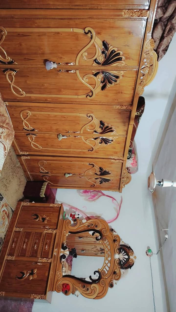 غرفه للبيع نجاره عراقيه درجه اولى عنوان بابل الكفل حي العسكري
*********** 📞
