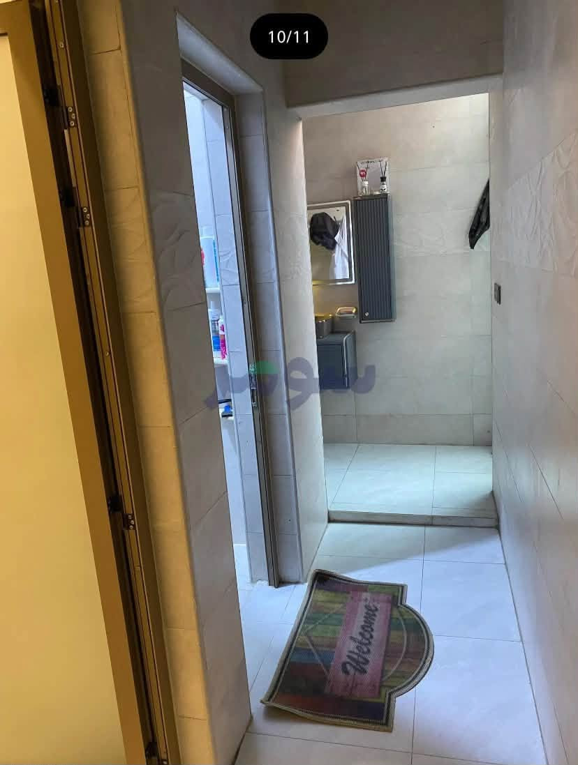 البيت للبيع القبلة حي المهندسين المربع الذهبي 📍 الموقع: قرب سوق العكيلي 📐 المساحة: 150م 🏢 طابقين  🔹 الطابق الأرضي: • غرفة • استقبال • صالة كبيرة • مجمع صحيات • مكان للغسالة • مناور • مطبخ • حمام خارجي • حديقة  🔹 الطابق الأول: • 3 غرف • صالة كبيرة • مطبخ • حمام • بيتونة كبيرة  💰 البيت عليه قرض إسكان • مبلغ القرض: 62 مليون • المسدد: 12 مليون • المتبقي: 50 مليون • القسط الشهري: 275 ألف  👤 إذا كنت موظف، تگدر تغيّر الكفيل او تجيب كفيل وتغيره بالاسكان ويتحول الطابو بااسم المشتري ويكون التسديد عليك، وينخصم مبلغ القرض من سعر البيت. واذا تريد تنطي المبلغ كامل واحنه نسدده القرض ويتحول البيت بأسم المشتري للأستفسار عبر رقم الهاتف او واتساب ***********

نص مكتوب في الصور:
- 3/11
- 9/11
- 11/11
- 4/11
- 7/11 سومر
- 10/11
- 1/11
- 6/11
