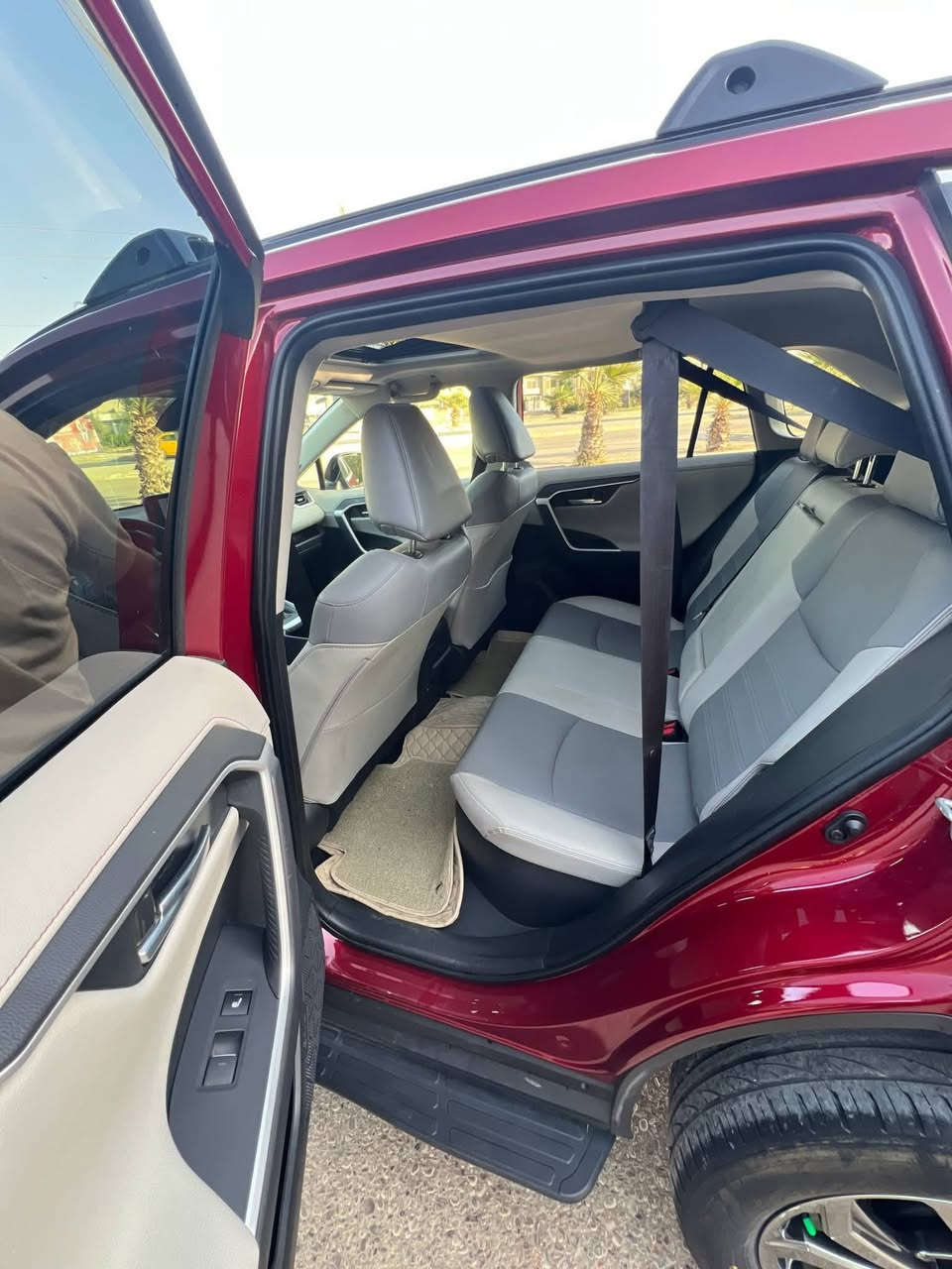 🚗 للبيع – تويوتا راف فور Limited Hybrid 2025
📍 مرقمة كركوك

▪️ ماشية: 33 ألف كم

▪️ Limited Hybrid

▪️ فول مواصفات

▪️ رادارات + حساسات

▪️ كشنات جلد كهرباء

▪️ تدفئة وتبريد

▪️ وارد أمريكي 🇺🇸

▪️ حادث موضح بالصور

💰 السعر: 240$ مع مجال

📞 للاستفسار: ***********

📍 الموقع: كركوك – حي عدن
