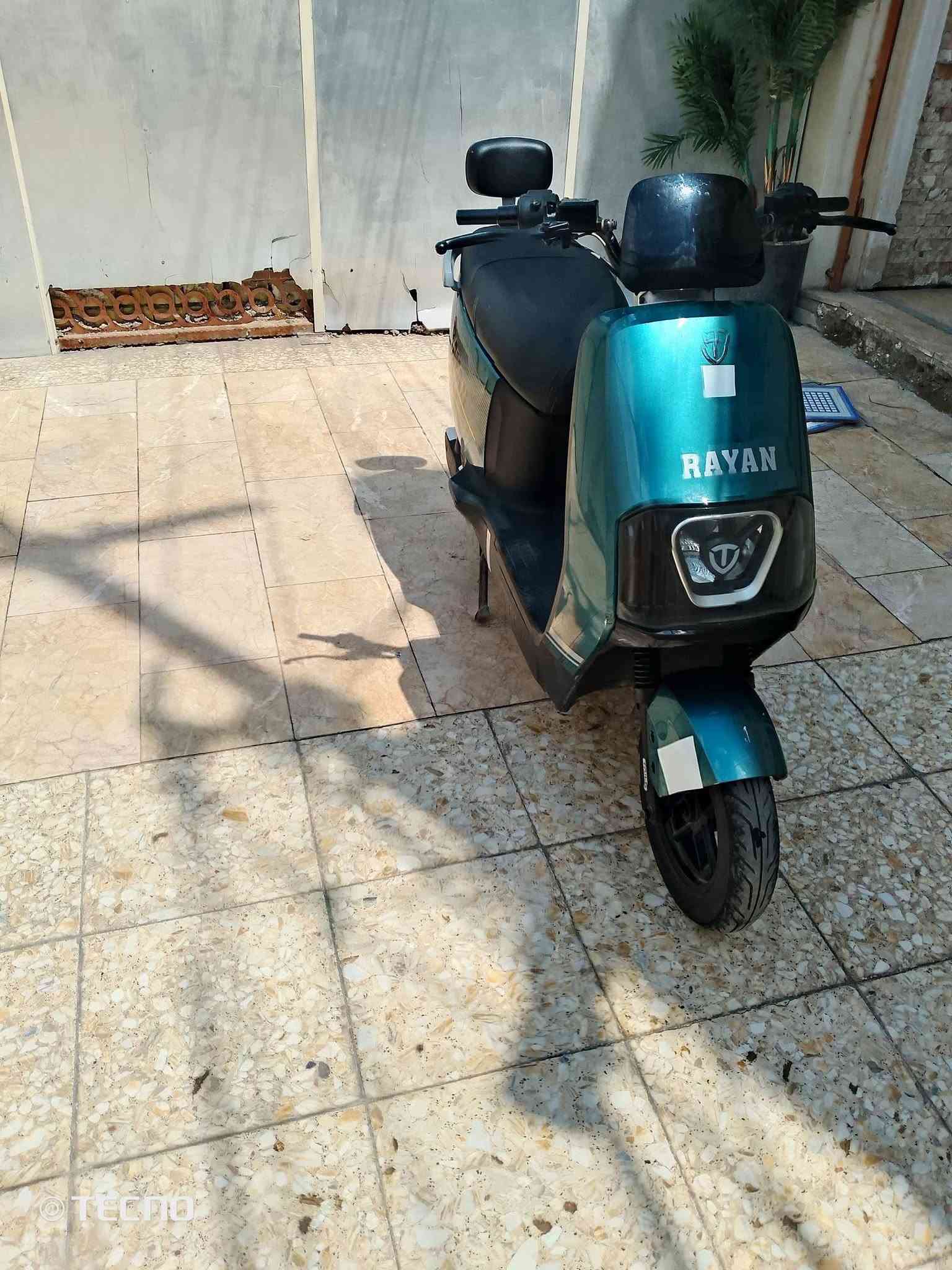 ريان C2 • شحن • ٦ بطاريات