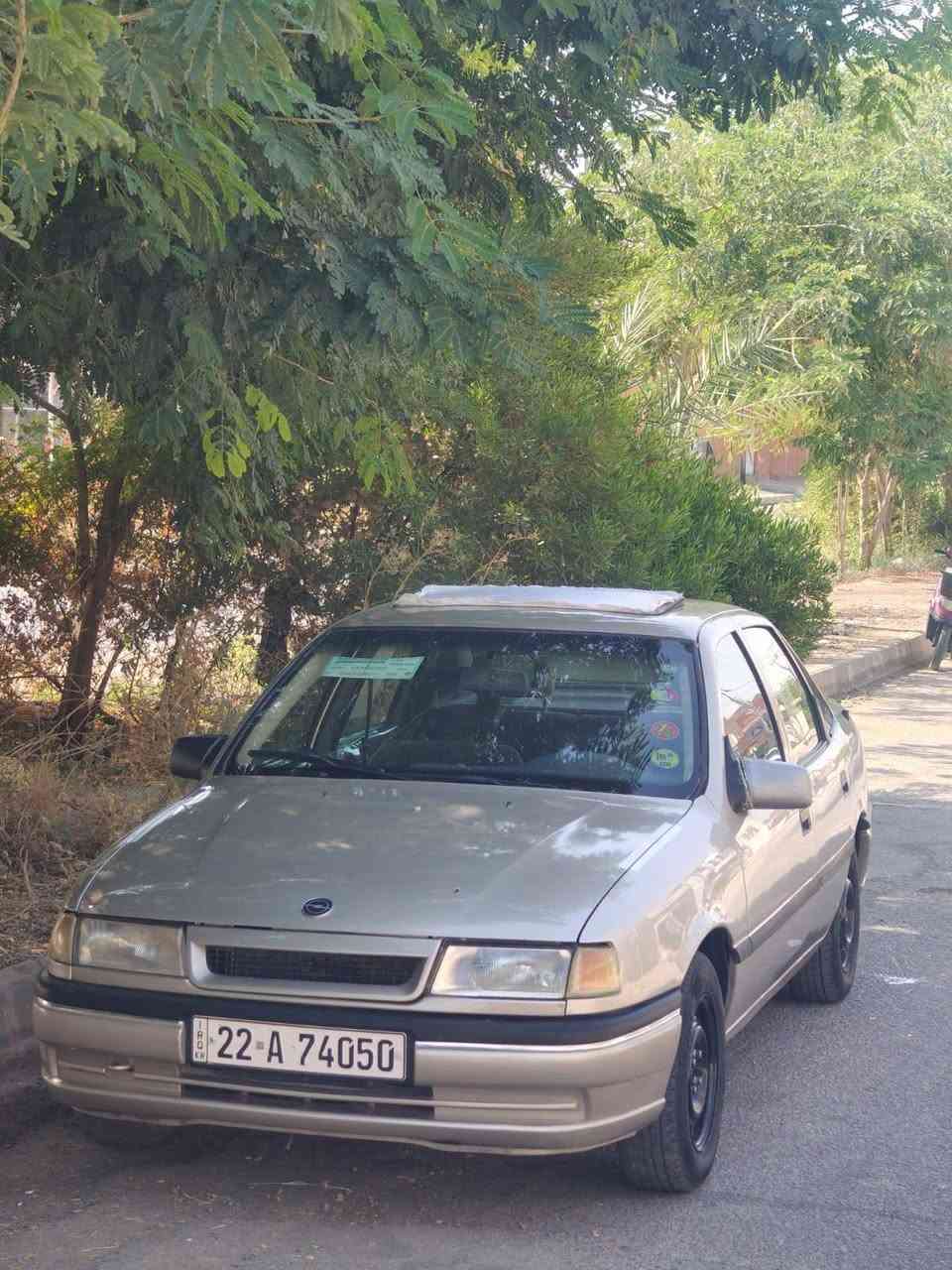 سلام عليكم
أوبل للبيع 
موديل 1991
محرك 18  لا صرف لا بخار  كير عادي 
رقم اربيل وسنويه جديد لحد 31  كوبون بانزين موجود 
تحويل وكاله ثاني يوم 
سياره كلش حلوه وكاعده 
سلايت 
.هوك بلادي كهربائية كله شغال بشرط 
منظومه لايتات زينون بكلايتات كله شغال 
سياره بدون حادث فقط صبغ جماليه 
سعر 41 وبي مجال 
عنوان كركوك 
رقم تليفون واتساب 
***********
