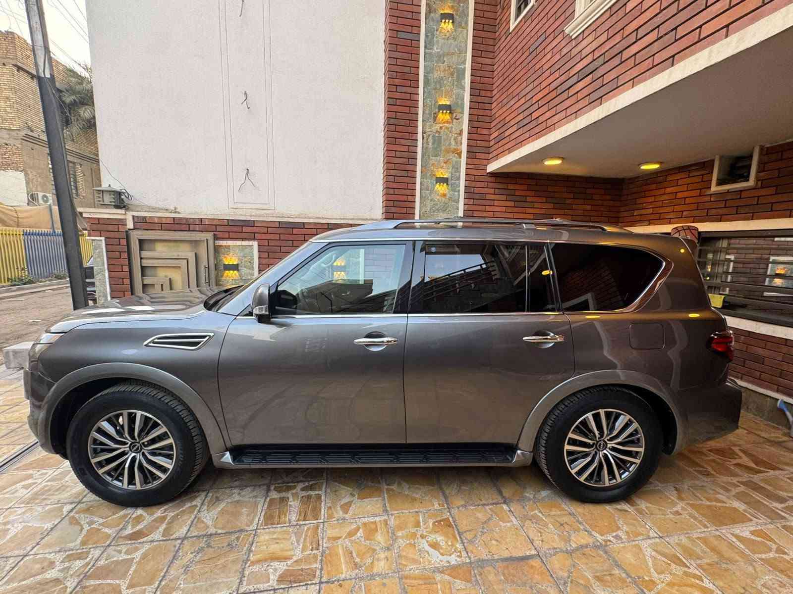 🚙 Nissan Armada SL 2023

💰 السعر: 369 ورقة
📞 ***********
📍 العنوان: الدورة – شارع أبو طيارة

🔥 نيسان أرمادا SL 2023 – فخامة وقوة ومواصفات عالية

واحدة من أرقى فئات الأرمادا، بمواصفات SL المميزة، تجمع بين الفخامة والرحابة والقوة.

🔹 محرك 5.6L V8 بقوة 400 حصان
🔹 قير أوتوماتيك 7 سرعات
🔹 كامرات 360 درجة
🔹 رادار 360 درجة
🔹 صندوق خلفي كهربائي
🔹 فتحة سقف
🔹 مقاعد جلد
🔹 مقاعد أمامية كهربائية
🔹 تسخين المقاعد
🔹 شاشة كبيرة ونظام ترفيهي
🔹 Apple CarPlay & Android Auto
🔹 دخول وتشغيل ذكي
🔹 مثبت سرعة
🔹 حساسات أمامية وخلفية
🔹 مواصفات SL كاملة

🛠️ حالة السيارة:
✔️ الضرر بدون صبغ
✔️ بدون أي إيرباك
✔️ الضرر فقط تعديل PDR
✔️ بدون أضرار هيكلية
✔️ السيارة نظيفة وجاهزة للاستخدام

📋 الأوراق والمعلومات:
✔️ رقم أربيل
✔️ الرقم باسمي شخصياً
✔️ فحص وهزة
✔️ رقم جديد بالكامل

⭐ سيارة عائلية فخمة، واسعة وقوية… ومواصفات SL تخليها مميزة بكل تفاصيلها.

📞 للاستفسار: ***********
📍 الدورة – شارع أبو طيارة

💰 السعر: 369 ورقة بغداد, العراق
