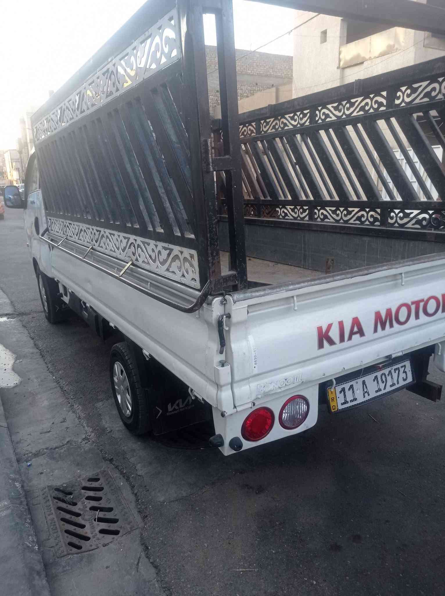 موديل ٧ كفاله عام مابيهه صبغ بس الدوس مصلحه مكينه ٣٠٠٠لاتنقيص ولاتبخير رقم بغداد حداديه جديده تخم تأير كوري سياره جديده ***********
