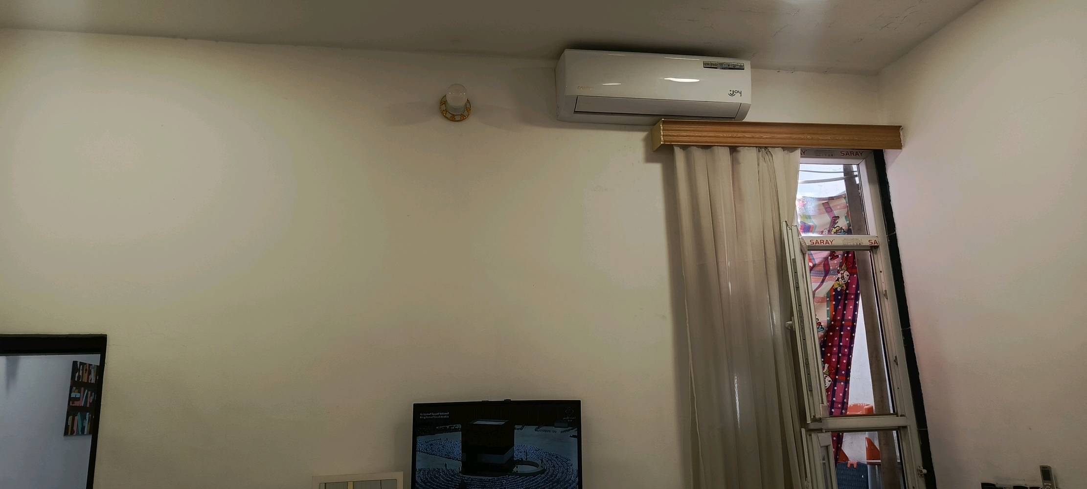 بيت للبيع او مراوس بعقوبه خلف قاعه ڤينوس للاعراس 100 متر 
بي إقرار حكم طابق واحد مع بيتونه 
120,000,000
قابل للتفاوض 
للاتصال واتساب فقط