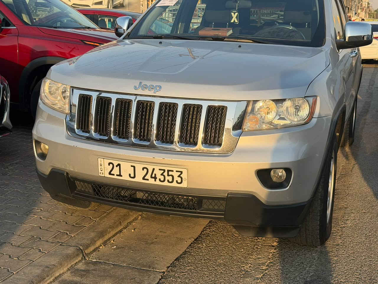 جيب لاريدو ٢٠١١ سيارة كلين من دعامية إلى دعامية شرط لا صبغ ولا تعديل ولا شخط سيارة احلى من صوره ماشي ١٥٠ الف حقيقي كير مكيبة شرط و تايرات جديد مكفول من كلشي سيارة جديدة حقيقي سعرها ١٦٣ مكاني كركوكً ***********
