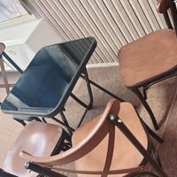ميز طعام • ٤ كراسي • بسماية