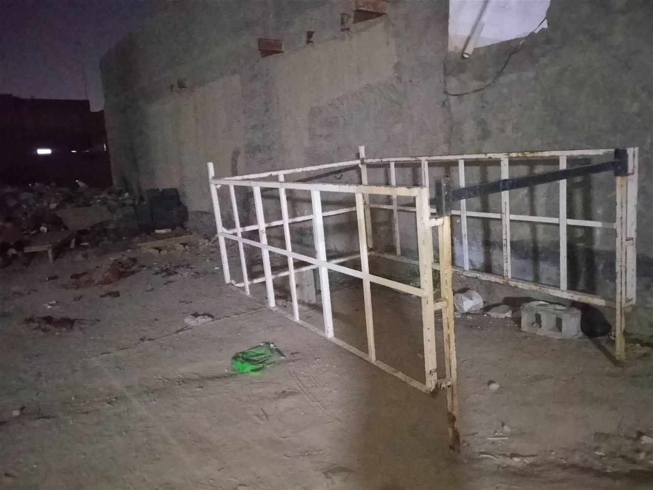محجر لبيع لا ملحوم ولا طاك 7جنكال وجديد وخفيف عل سياره ***********
