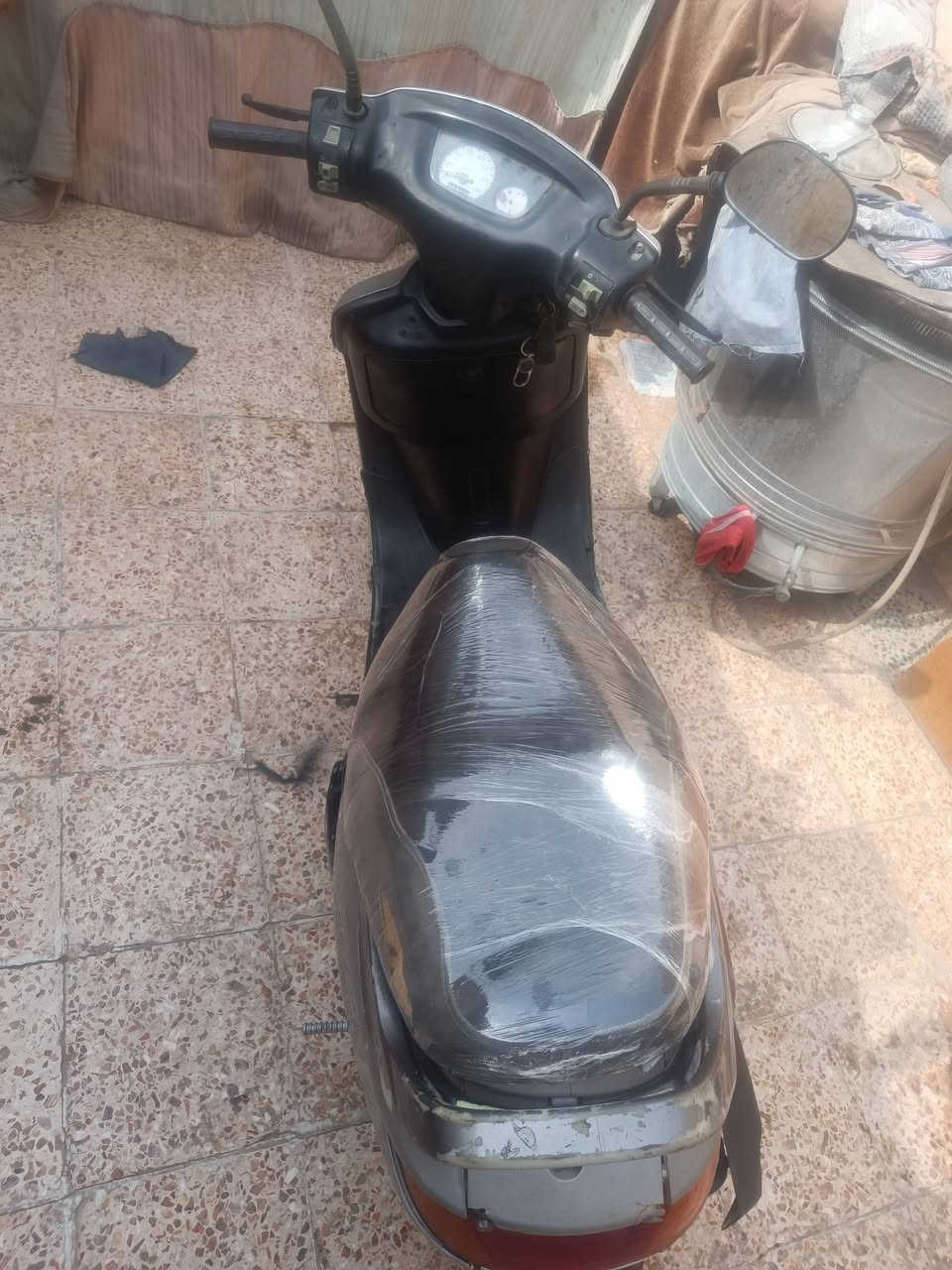 سلام عليكم دراجه فراشه للبيع🦋🛵
شغاله سلف هندر نكره 
مفتوحه مره وحده  دراجه نضيفه وحلوه 
ومحركها خير من الله ماعوزها شي 
كهربائيات كلها شغاله بريكات امامي وخلفي جدد 
تايرات جدد دراجه ميحتاجلها شي السعر 325 الف وبيها مجال مكاني بابل الهاشميه للأستفسار ***********
