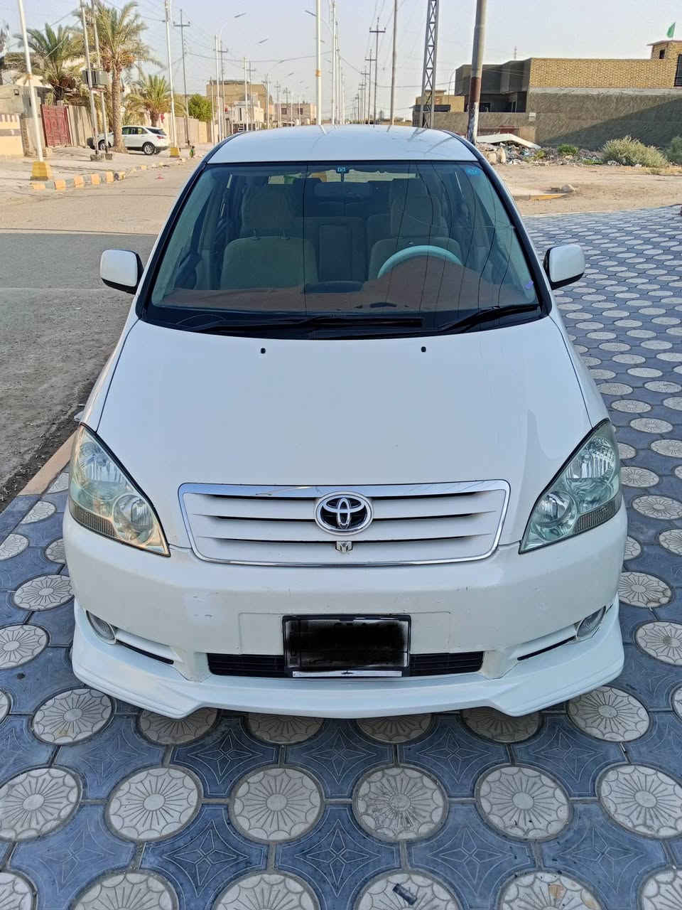 ابصم للبيع موديل2001 بصرة تحويل مباشرة كفاله عامه 
مكينة كير حدادية وتخم تاير تبريد ثلج كامره حساسات 
توويل اصل داخل بيجي سيارة جاهزة من كلشي 
السعر 115بيه مجال ***********
***********
