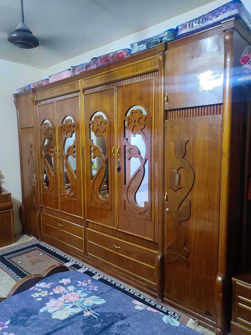 سلام عليكم غرفه جديده مستخدمه شهر مكفوله من زلخ ومن كسر مكانها ديوانيه قرب جامع الحسن العسكري تواصل واتس ***********
