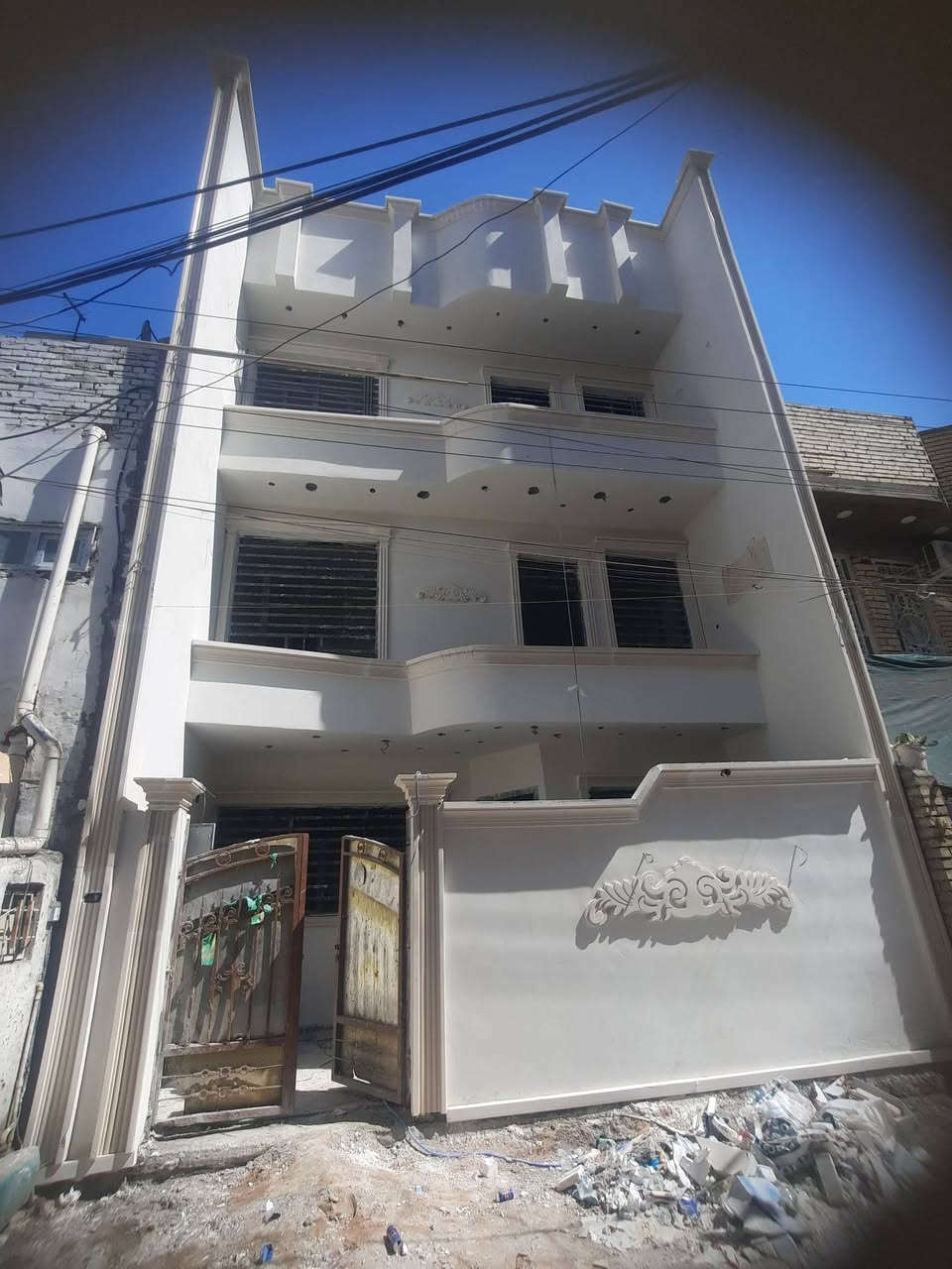عامل مصري • شغل هندسي • متفرغ