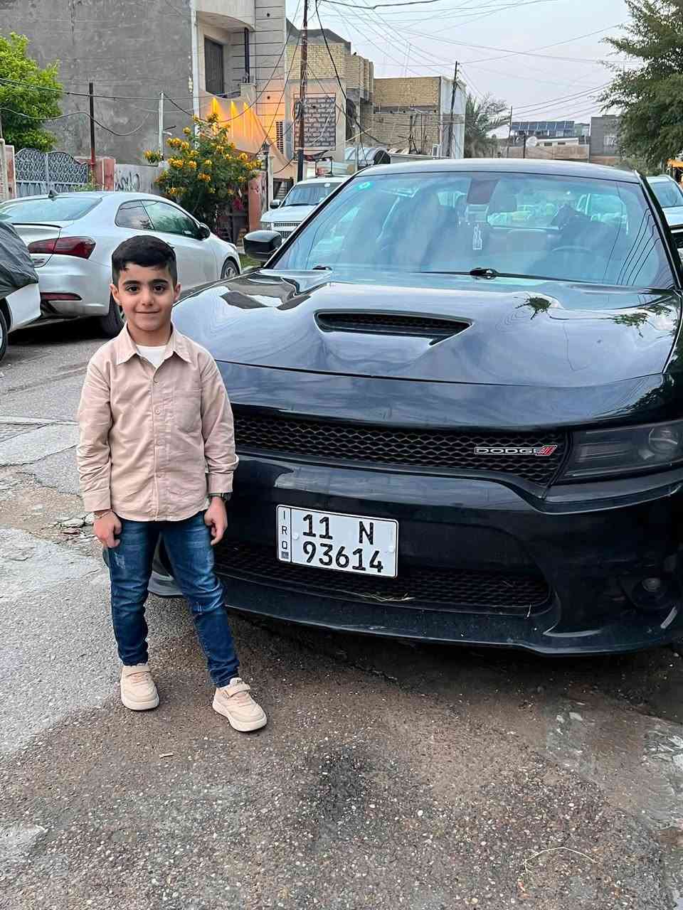 سلام عليكم من رخصه الادمن المحترم 
للبيع موديل 19
ماشيه 68 ميل 
رقم بغداد باسمي 
سنويه وهزه جديده 
سياره بدون صبغ ولا ايرباك 
عدا رصعات 2 بالقماره مال تحميل فوق السايق 
السياره جاهزه والحمدلله 
تجي تشوف وتحكم 
مكانها بغداد شارع المغرب 
***********
السعر 21500$ وبيه مجال للطيبين
