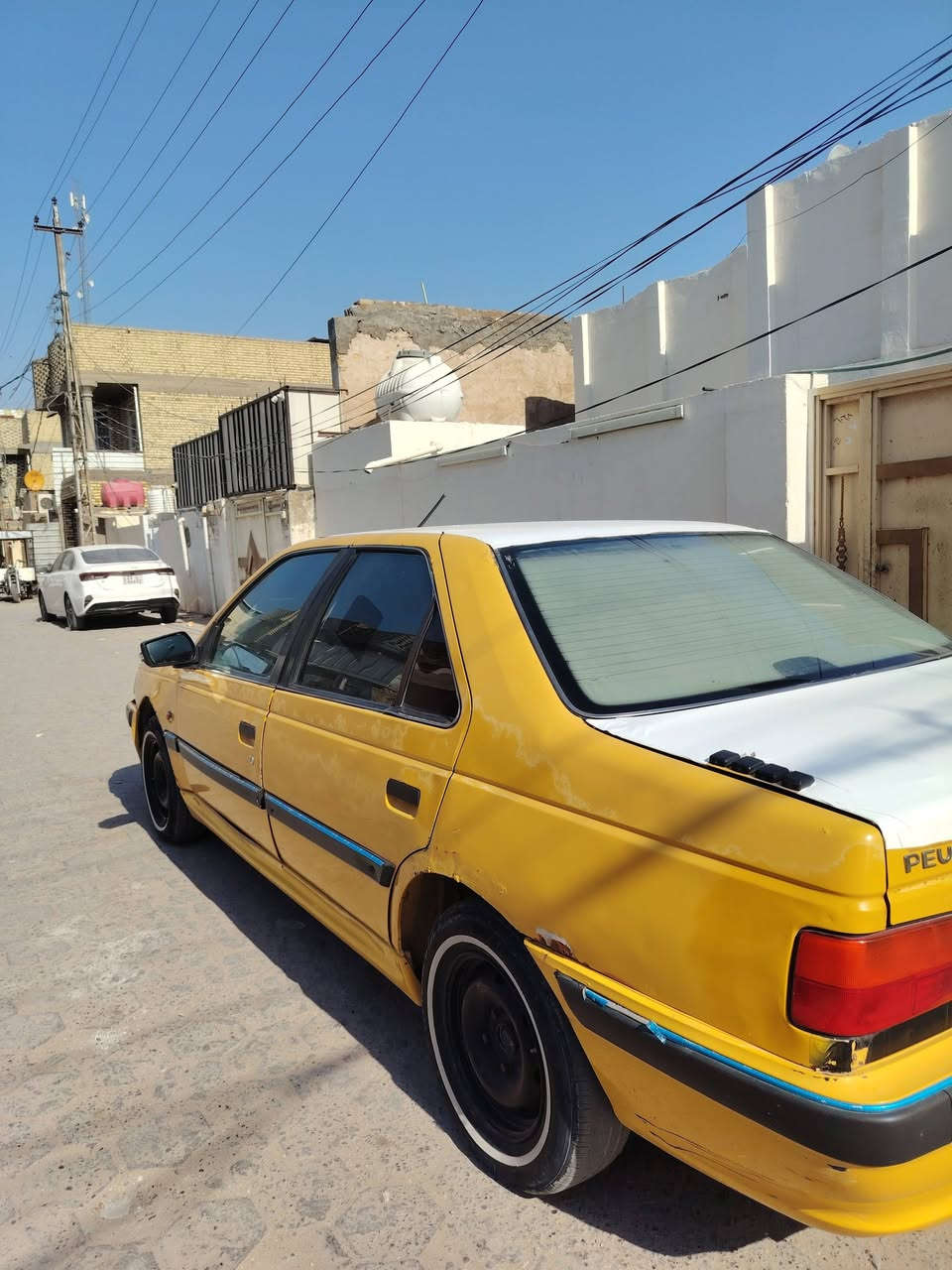بيجو بارص رقم بغداد موديل ٢٠١٣شرط راعيها يريد مداور
مكينه ايساكو قبل ٦ اشهر شادها 

دبلات جدد هوزن صار اقل الشهر من فاتحه ومبدل كلشي بي 

عينه وصينيه وفلاوين كبل شهر شادهن جدد

باتري جديد هوه وضفيرته

 تبريد ثلج ❄☃️ تجي وتشوف بعينك

تخم تاير ابو الخط جديد 

البريك ستوني مسويله ادامه عنابير جدد حته دبت الدهن مبدلها 

مشط فرنسي يخبل 

كهربائيات كلها شغاله وضفيرتها بلاديه لا بيها جطلات ولا هوسه 

سياره اشتغل بيها تكسي ونعمه من الله ما موكفتني بشارع 

درايمات جدد منظومه بانزبن كلها جديده عبوه صار أسبوع من شديتها 

السياره بيها بارد بالجنطه وصبغ شبر بالباب مال السايق سعرها 26 وبيها مجال 

مكاني نجف 

رقم ***********
