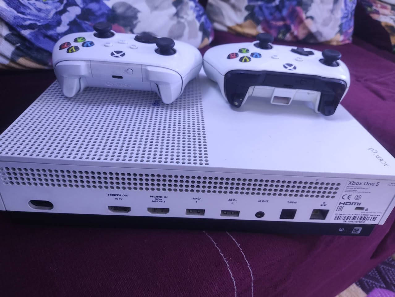 X Box One S
واحد تيرا  الذاكره 
جوستكات 2 جهاز نظيف وشغال 
كيبلات موجوده 
السعر 160 
مكاني بغداد الغزالية توصيل متوفر 
***********
