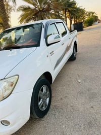 هايلوكس • ٢٠١١ • بابل