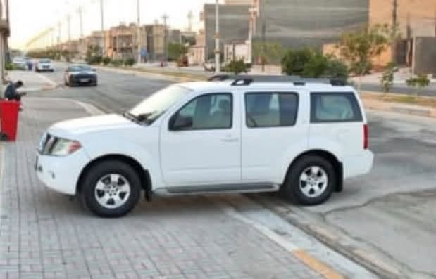 السلام عليكم للبيع سياره نيسان باڤندر موديل 2008 كفاله عامه من الصبغ والضربه والتبديل مكينة 4000سياره جديده وجاهزة رقم بابل مشروع وطني السنويه لل2027 كير محرك حداديه تخم تاير تبريد شاشه تحكم ستيرن سياره اي نقص ما بيها السعر 95 قابله للتفاوض للاستفسار الرقم 
***********
