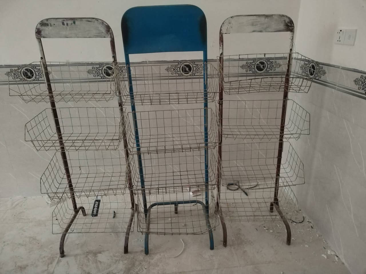 سلات جبس للبيع شراي يتصل ***********
