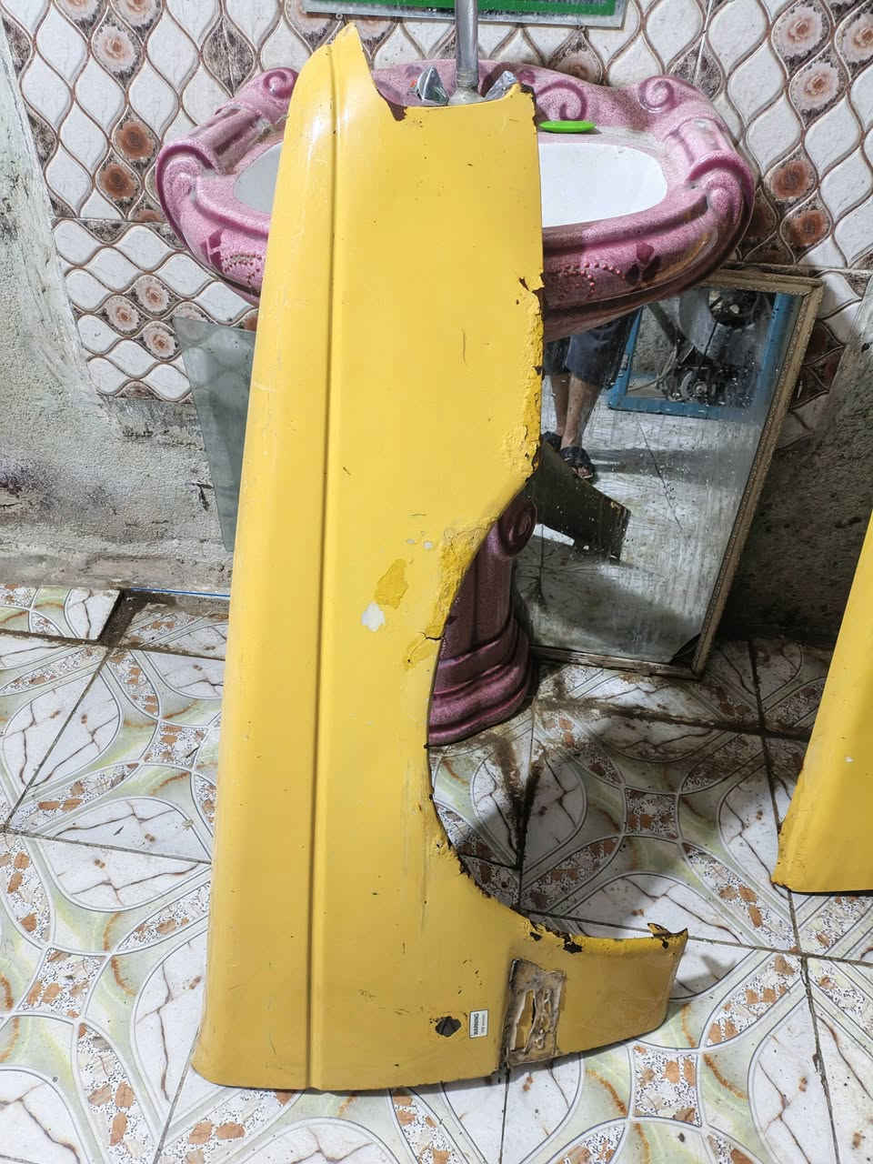 سلام عليكم باب لوره سائق كامل قفل مكينه جام يدات وجاملغات صفحت لعبري وعندي بعد هواي اغراض مكان ميسان العمار ***********
