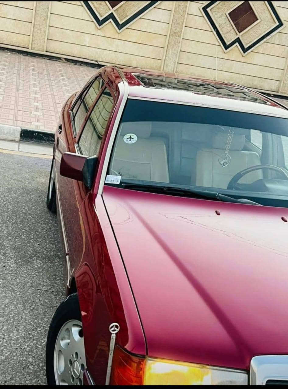 سلام عليكم مارسدس دب محرك بلادي 6 سلندر سياره جاهزه العنوان بغداد الرقم *********** السعر 70 وبيها مجال
