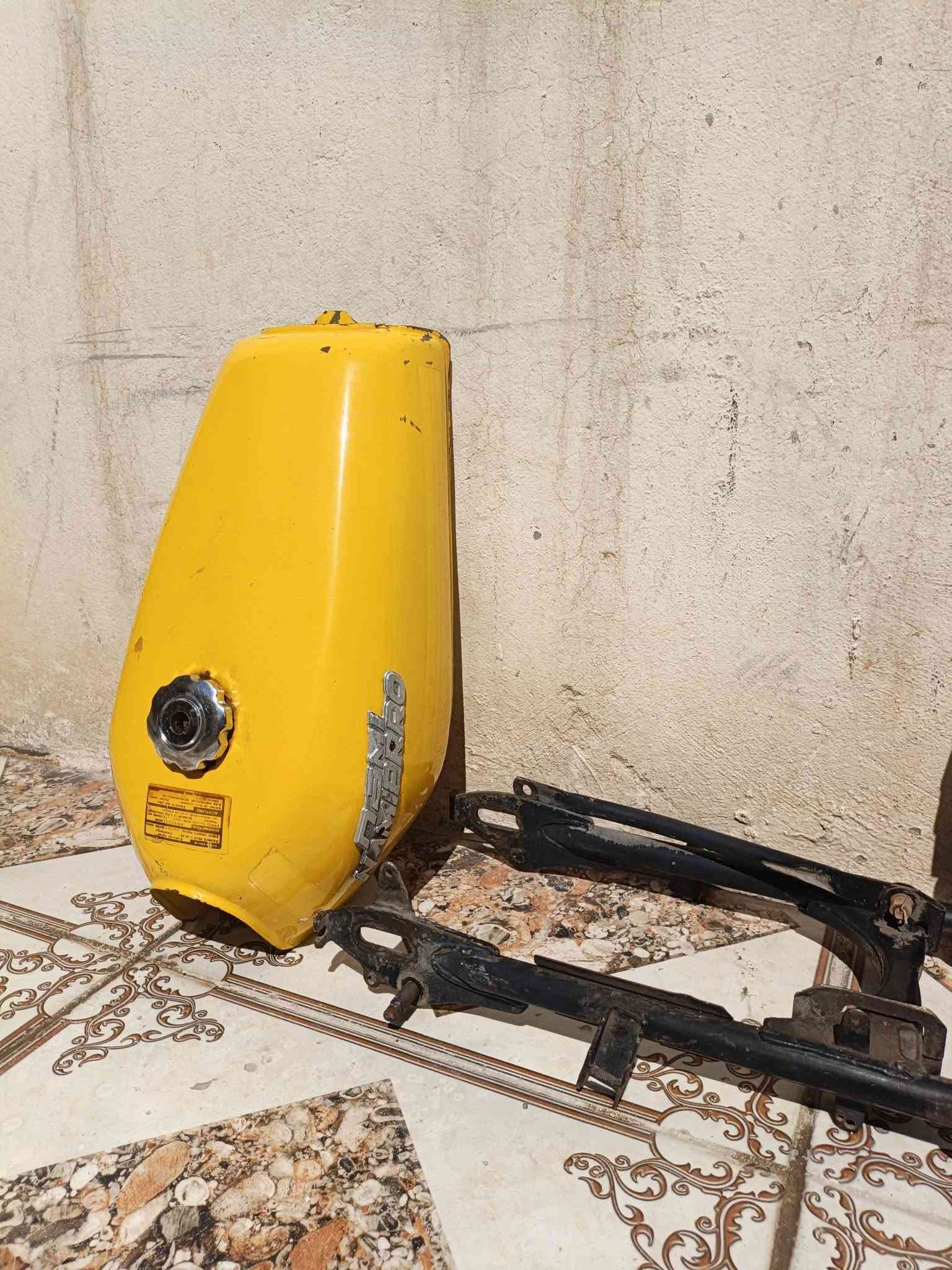 سلام عليكم خوان متوفر غراض دراجه مستعمل للبيع كل حاجه وسعرها
اي حاجه تريدها راسلني خاص وادلل
