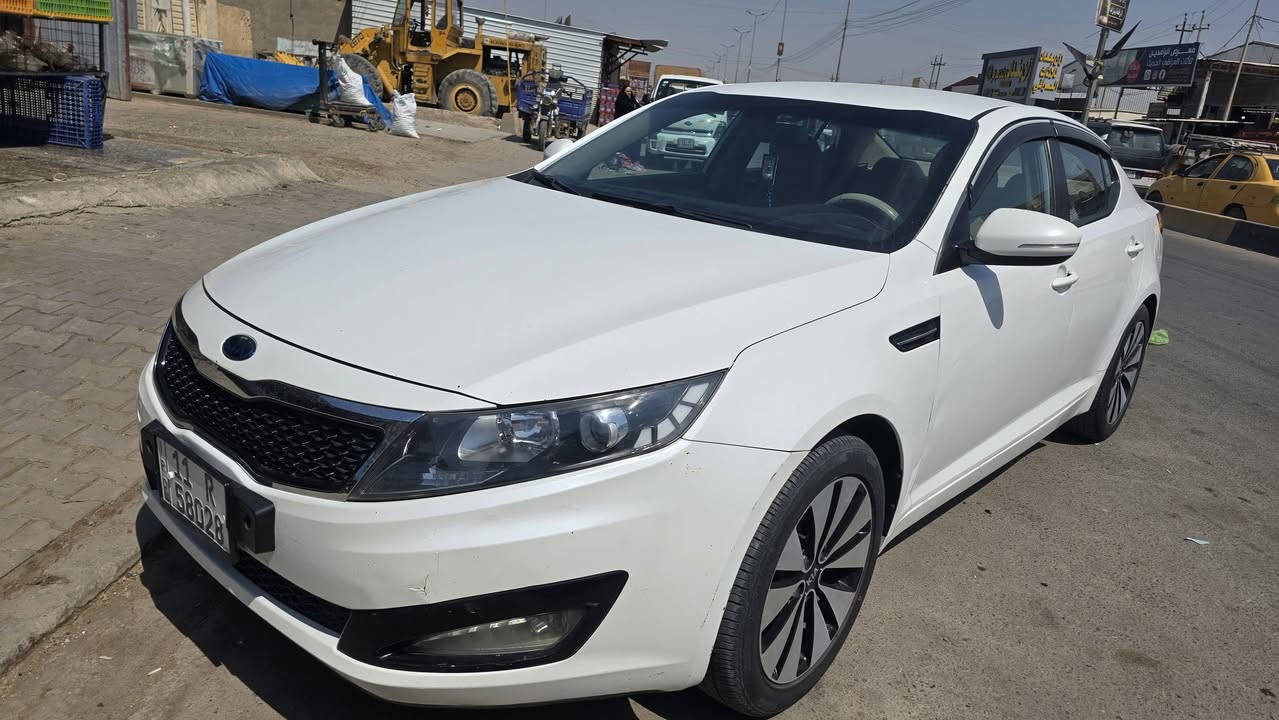 كيه اوبتيما خليجية شفتات وتحكمات ستيرن سويج مو بصمه شاشه  هواي بيه موصفات بس ماعرفه  موديل 2013  رقم بغداد  شرط التحويل  سونار مرفوق ويه صور  سيارة خير من الله تجي تكلب وشوف بعينك وبيك خير وتدلل  سعر  125
***********@
