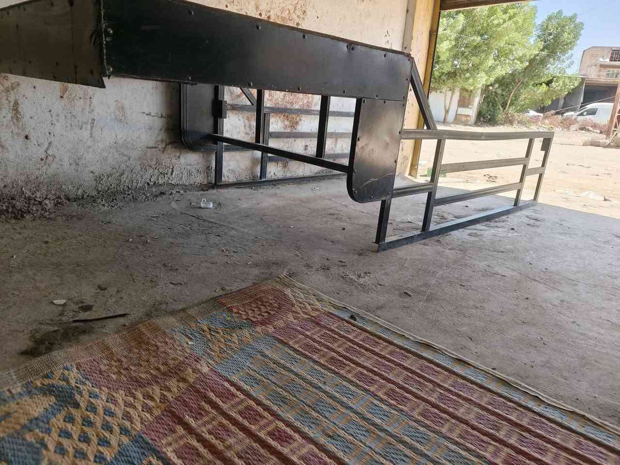 اسلام عليكم محجر للبيع محجر مجنن وقوي حديد وكدام عينك المحجر مكان كربلاء طويريج الشراي ينتصل ***********....***********

