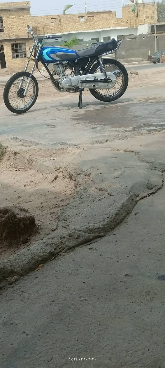 دراجه للبيع نضيفه مكينه نامه شلامجه اصلي مفوحه تفيلس فقط السعر 500 وبيه مجال قليللايتشغال *********** بيه واتساب فقط المكان الفضليه

نص مكتوب في الصور:
- ١٠:٣٤ ٠٣ ١٠ ٢٠٢٦