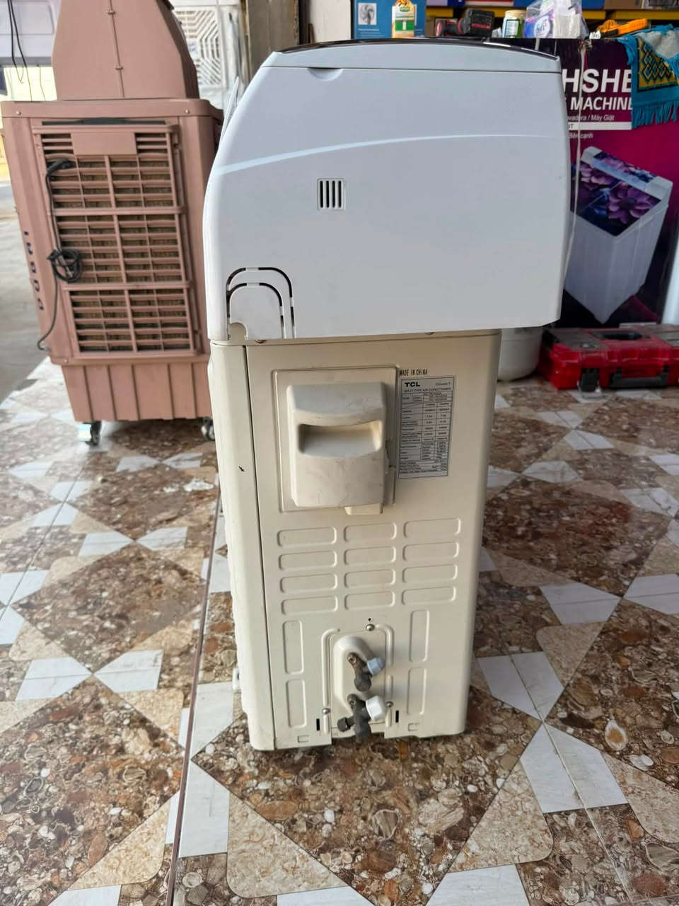 سبالت عدد 2  (طن ونص) توسوت TCL الرمادي شارع الجرايشي خابرني وتدلل ***********

