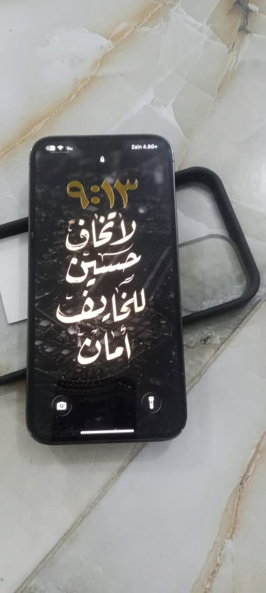 السلام عليكم 
١٣برو للبيع بطاريه ٨٣
ذ٢٥٦ موبايل نضيف نضافته ٨٠٪؜١٠٠
السعر ٧٥٠التواصل ***********
